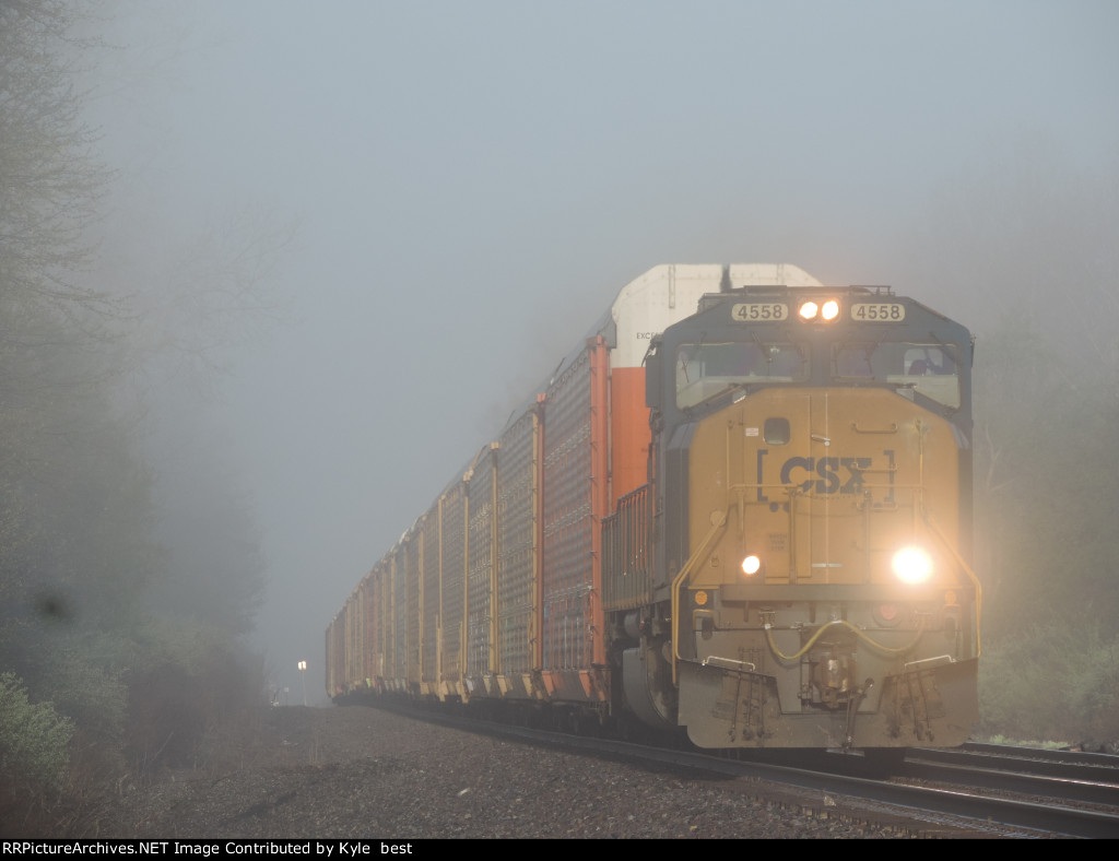 CSX 4558 on Q212